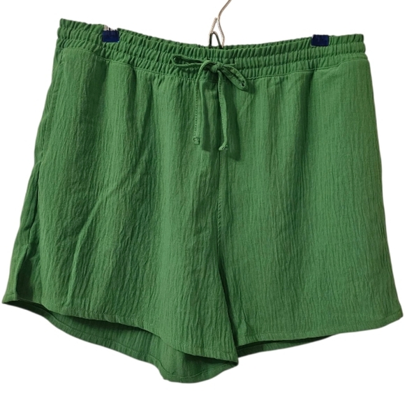 Green Magazine Women's Solid Basic Drawstring Shorts - Picture 1 of 8